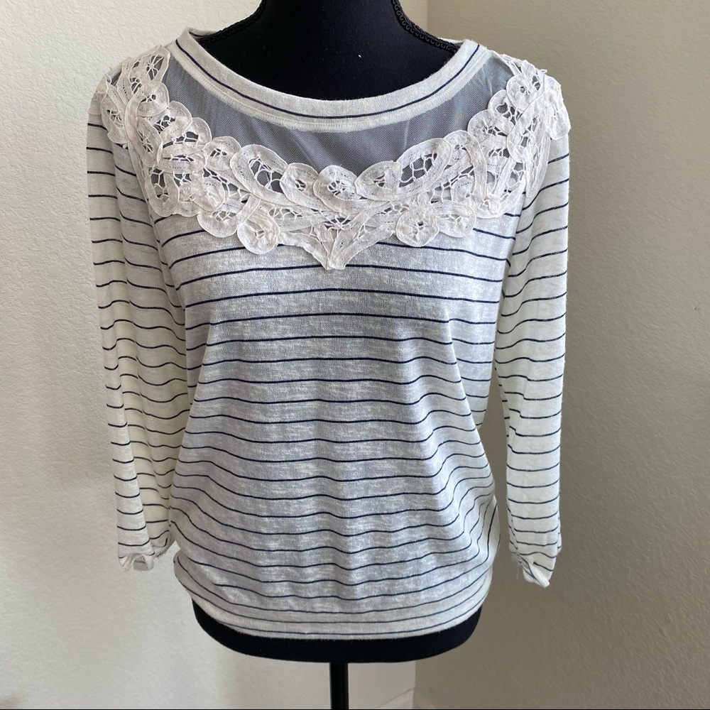 NWOT Mixed Media Light Sweater